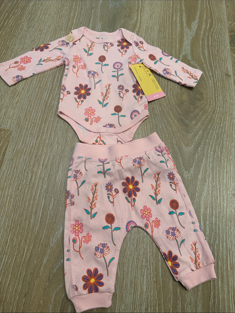 Baby Monica + Andy Organic Cotton Two Piece Floral Set in Pink NWT Size 0-3m